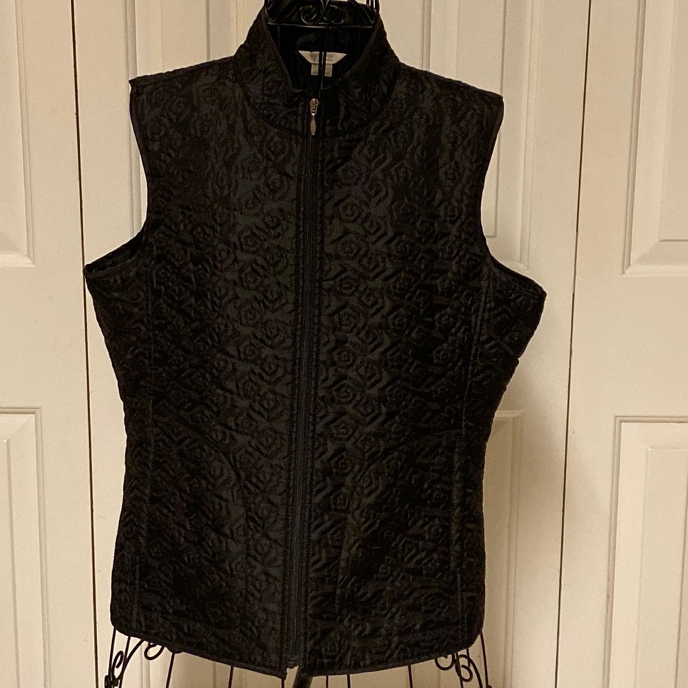 Christopher & Banks women’s quilted size small vest